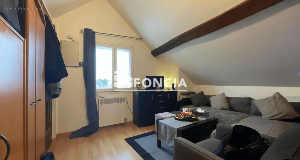 Appartement à CORBEIL-ESSONNES