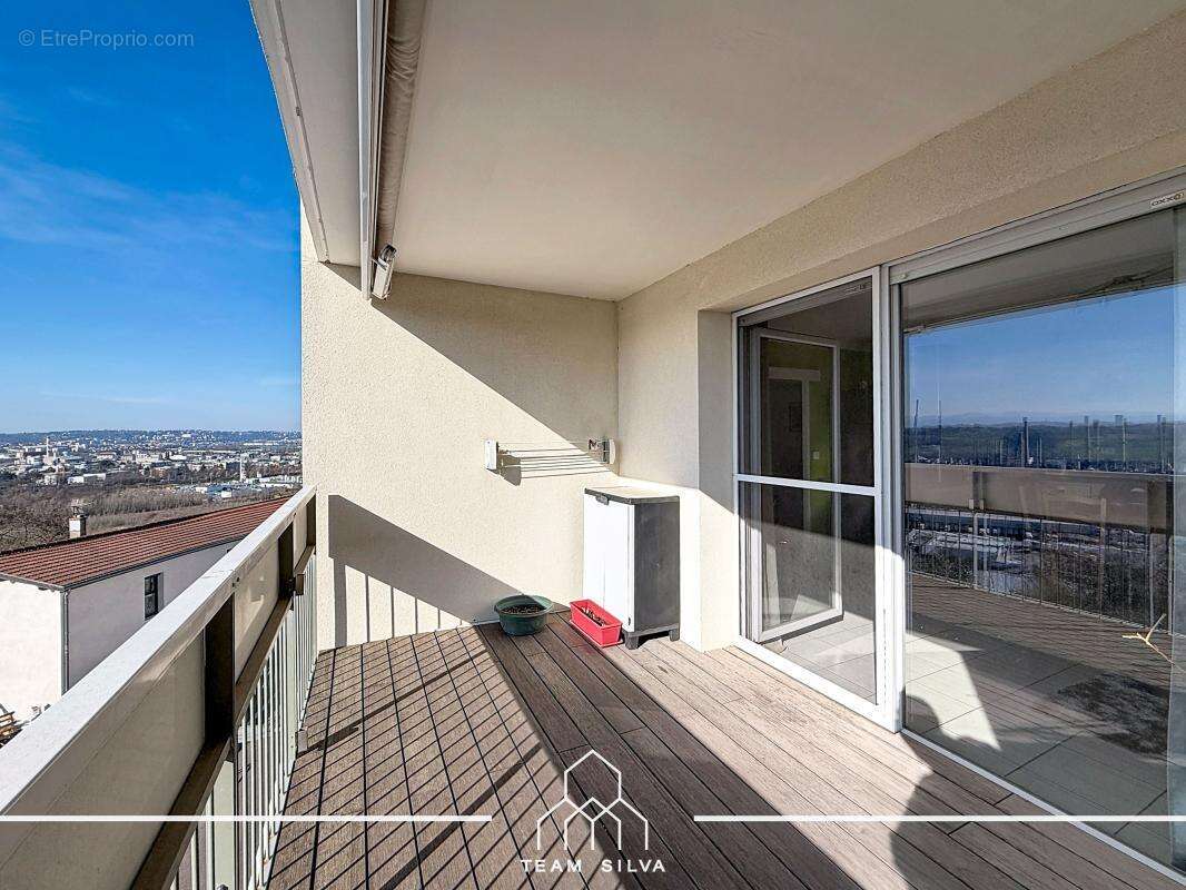 Appartement à FEYZIN