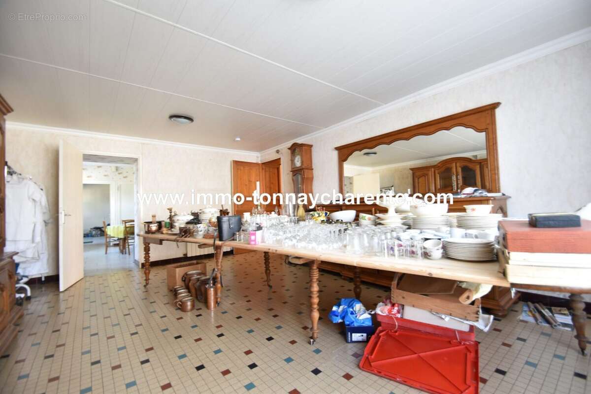 Maison à TONNAY-CHARENTE