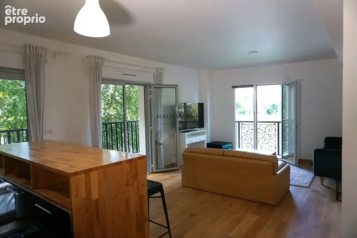 Appartement à NEUILLY-SUR-SEINE