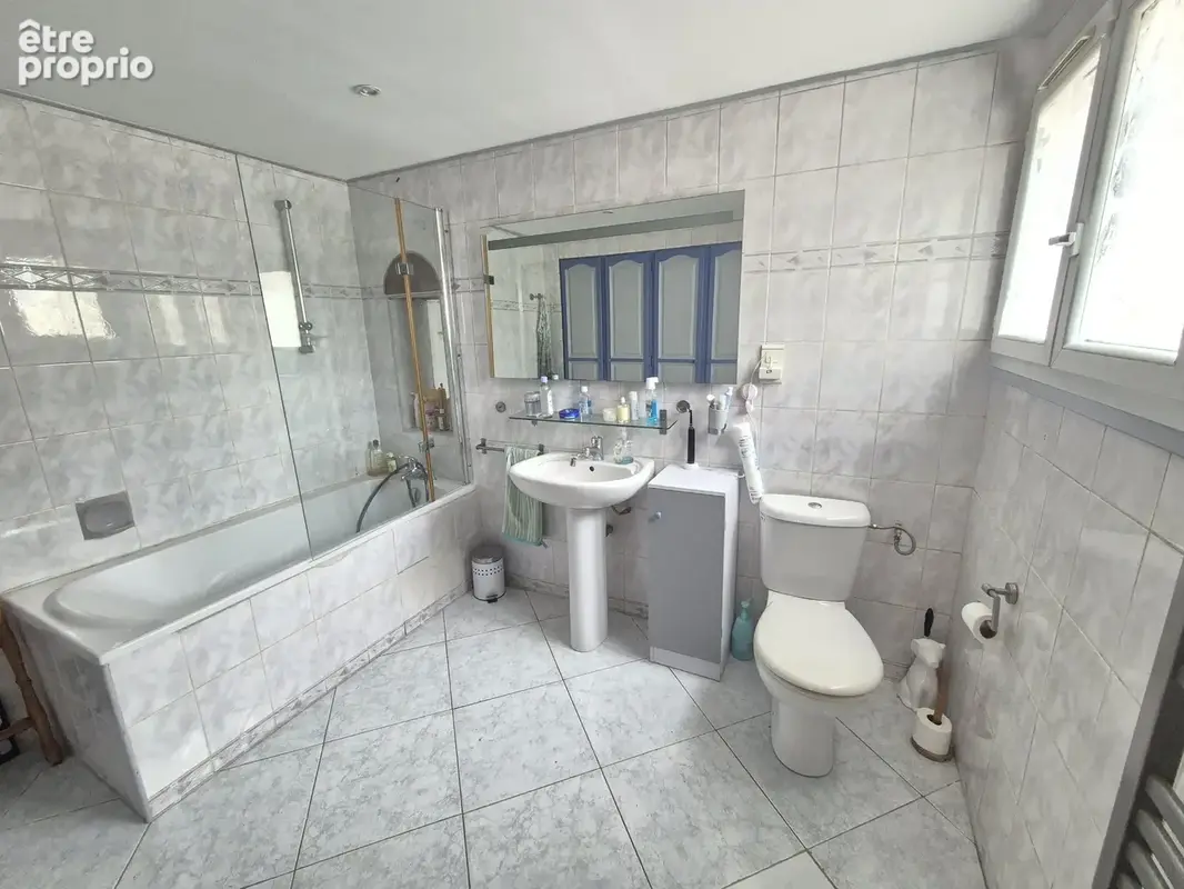 Maison T4 de 102 m2 avec jardin et terrasses, Toulon Ouest, quartier des Fours à Chaux - photo 8