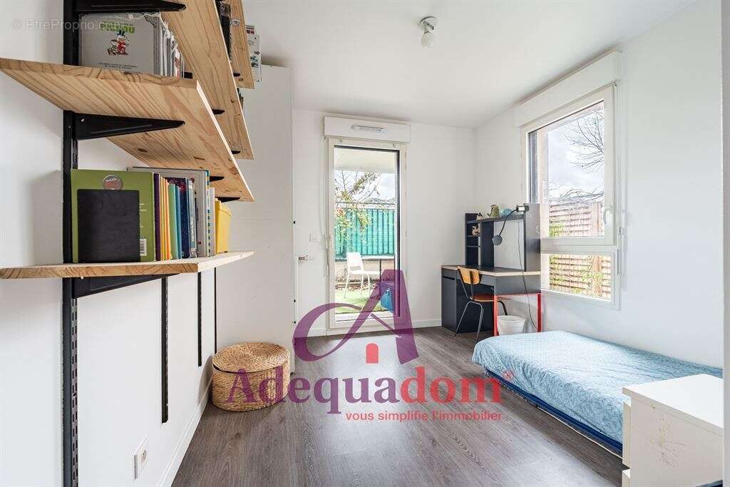 Appartement à BOIS-COLOMBES