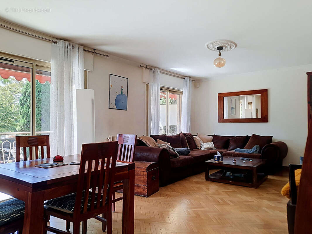 Appartement à MARSEILLE-12E