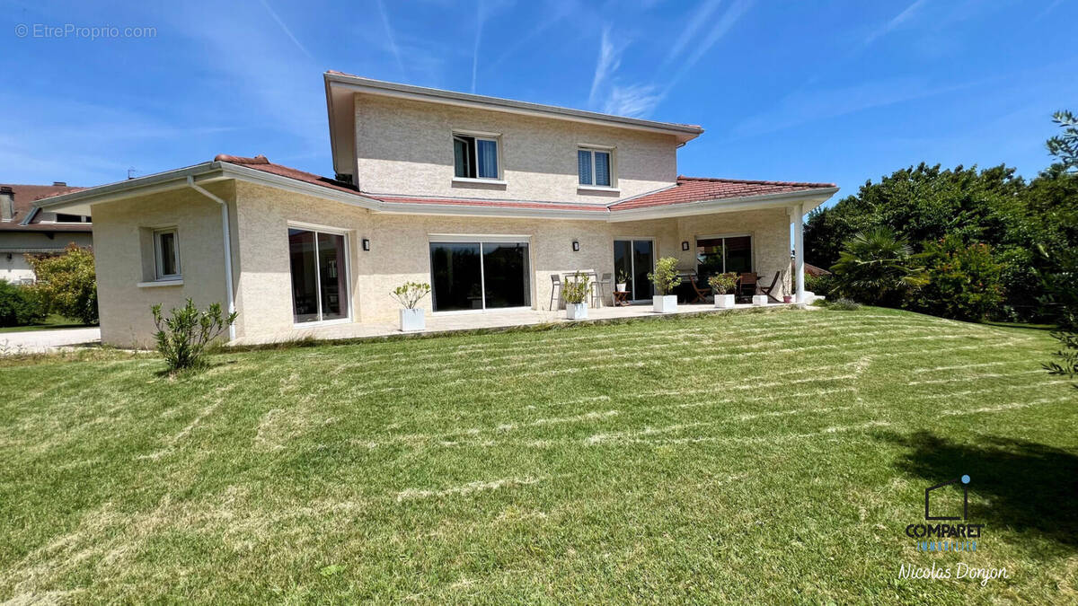 Maison à CHAPAREILLAN