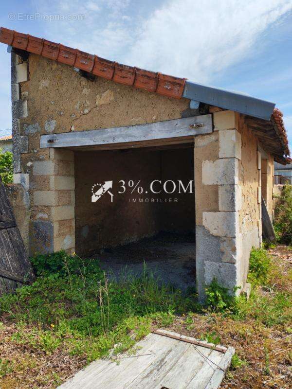 Ensemble immobilier à fort potentiel , ancienne école,  Comm - photo 12