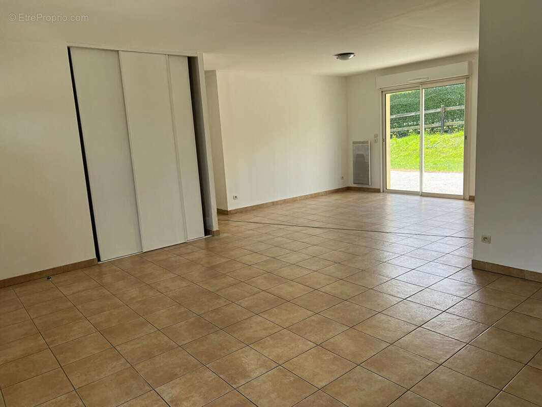 Maison à SAINT-EVROULT-DE-MONTFORT