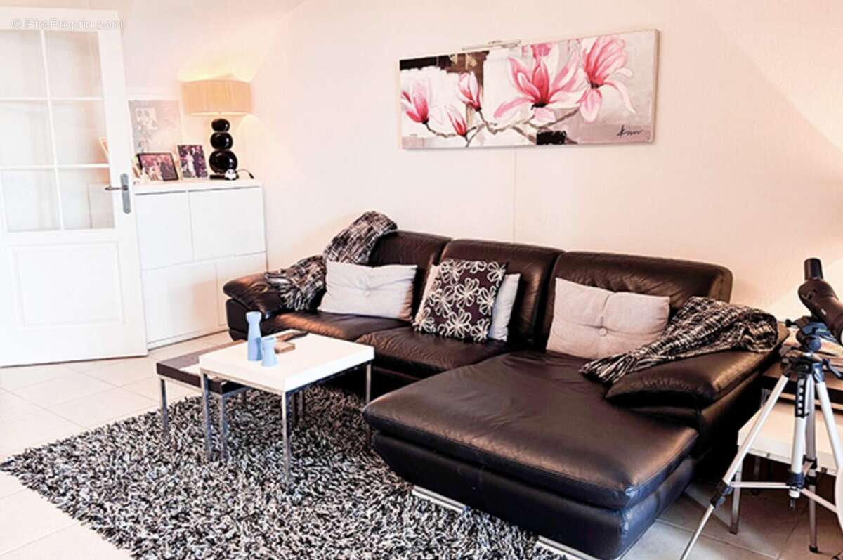 Maison à ROQUEBRUNE-SUR-ARGENS