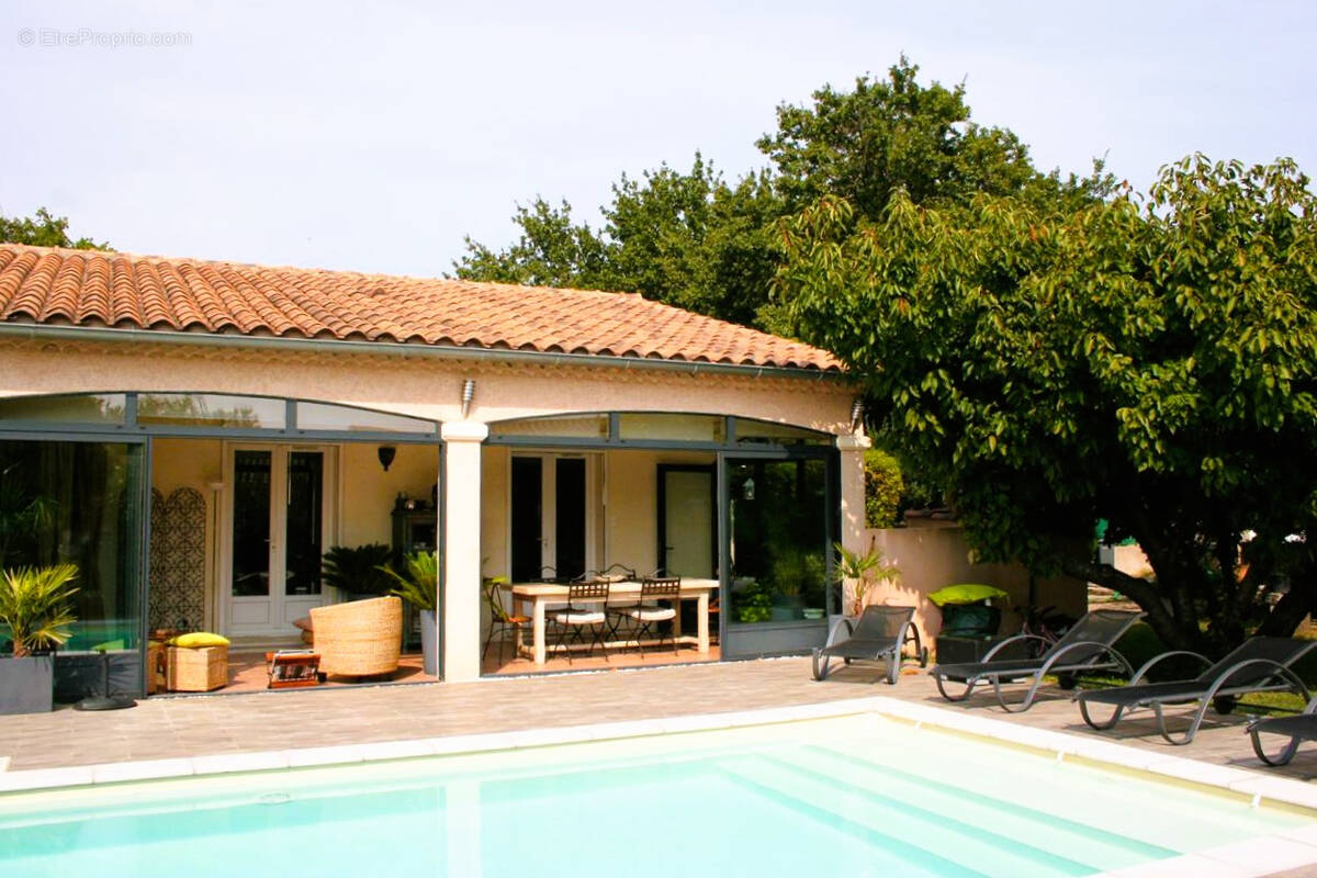 Maison à SAINT-PAUL-TROIS-CHATEAUX