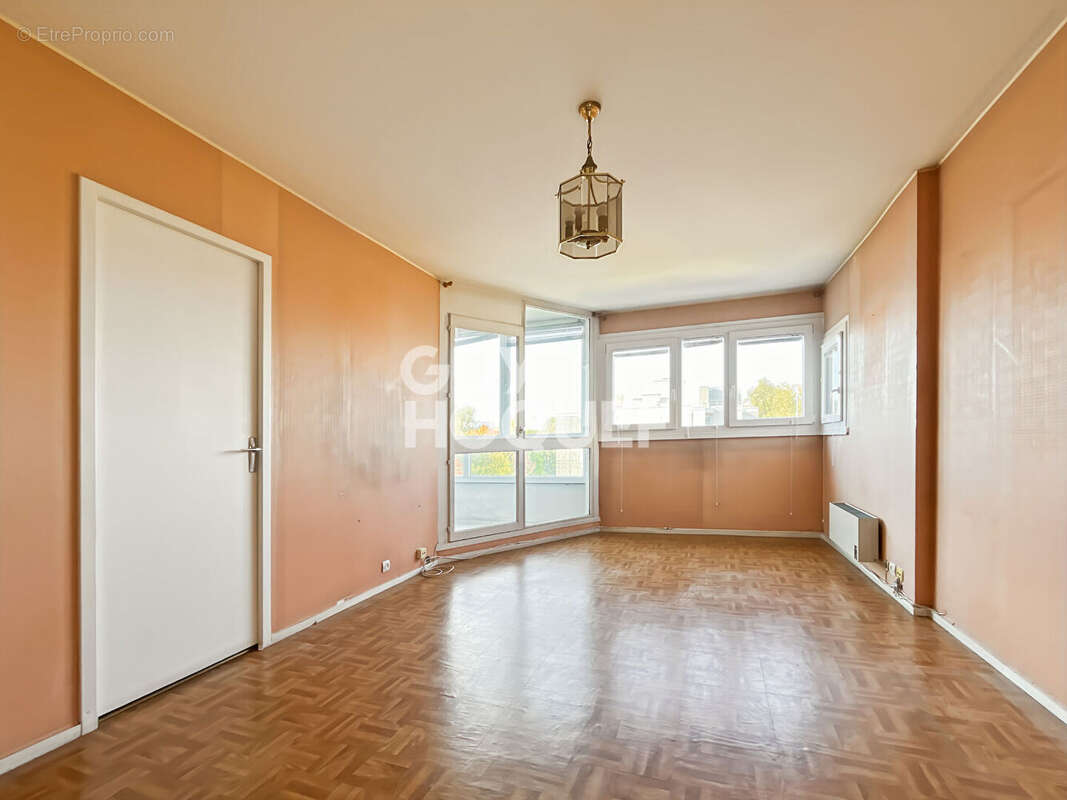 Appartement à CHAMPS-SUR-MARNE