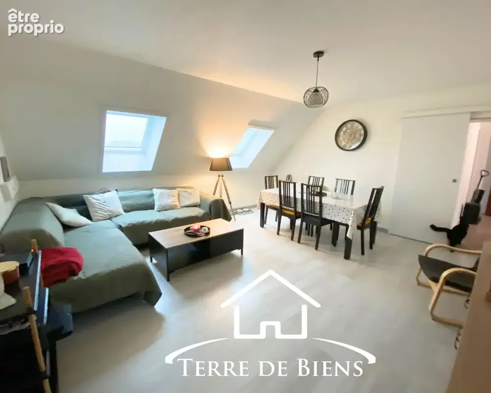 Nouveauté, libre d'occupation, Appartement de 57m2, rénové avec deux chambres à VENIZEL - photo 9