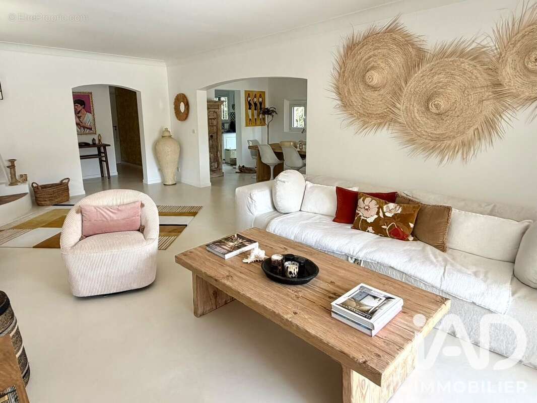 Maison 139 m² à Sainte-Maxime  - photo 5