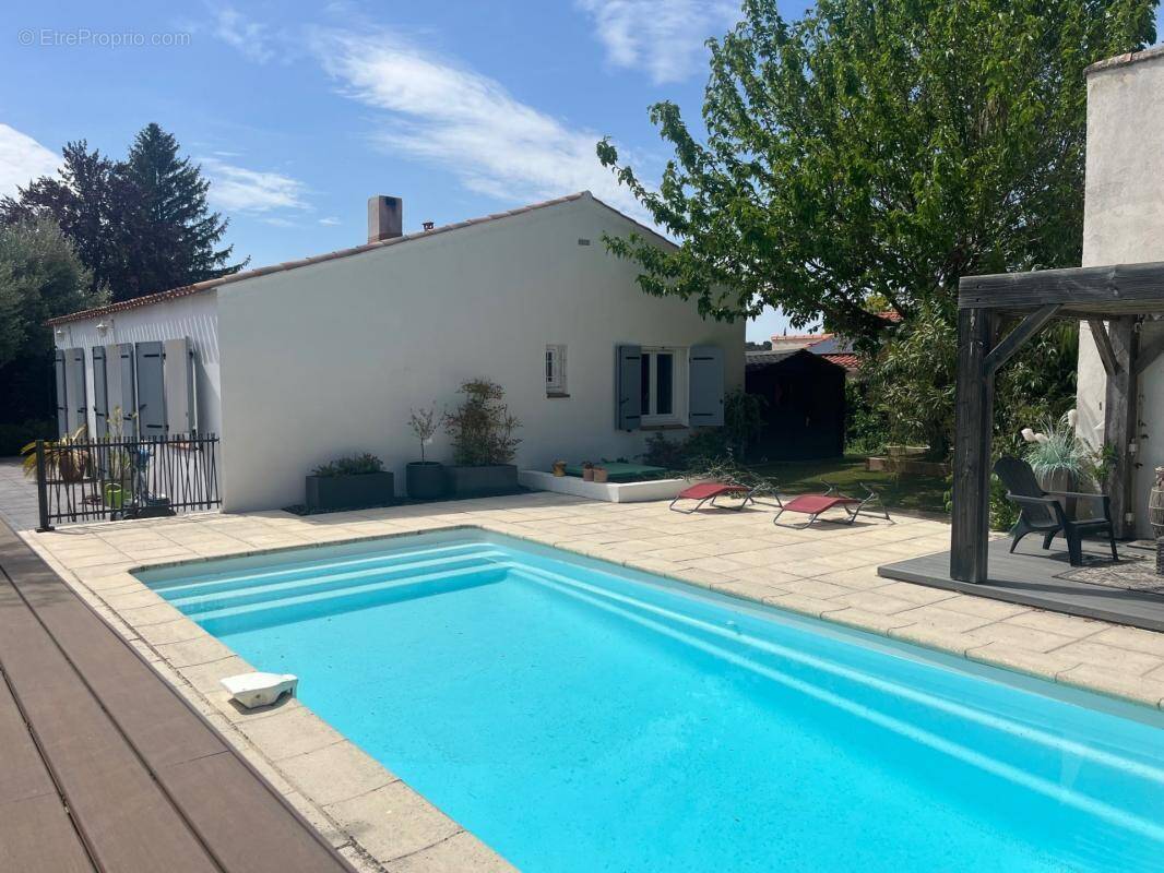 Maison à BOUC-BEL-AIR