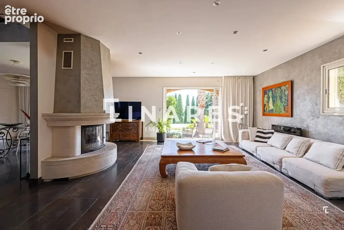 LO'ASIS SECRETE  - Villa T6 de 195m2  - Terrain de 692m2 - Piscine - Garage - 13012 Saint-Julien - photo 4