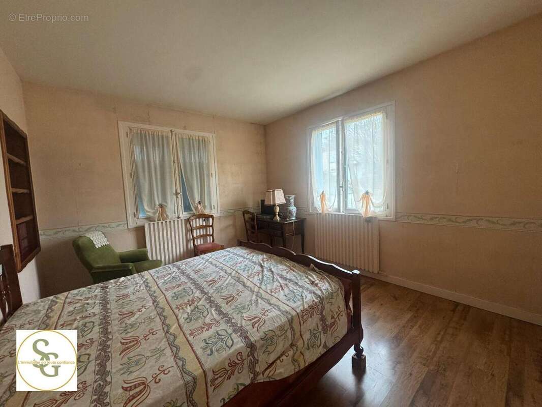 Maison 191 m² à Graulhet  - photo 5