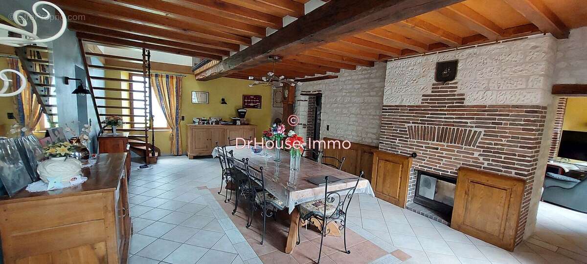 Maison à EAUX-PUISEAUX