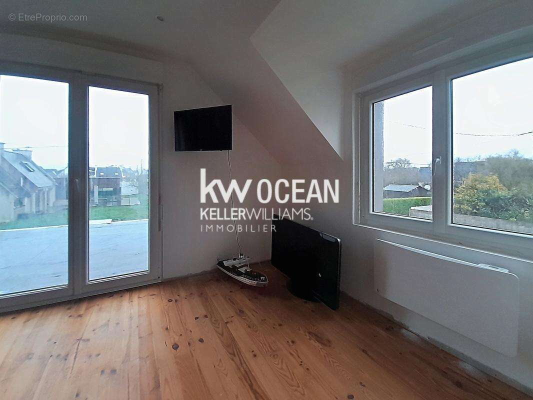 Maison à PLOUDALMEZEAU