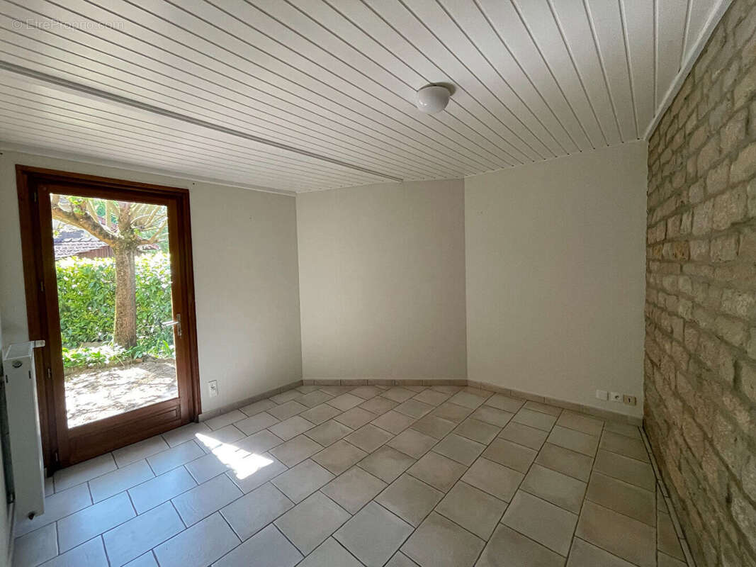 Maison à SAINT-GERMAIN-DU-BOIS