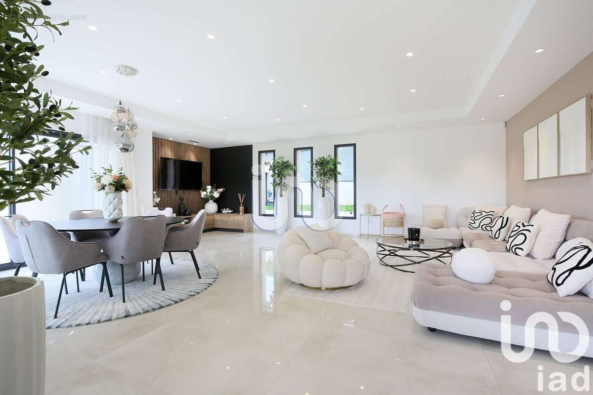 Photo 4 - Maison à AUREVILLE