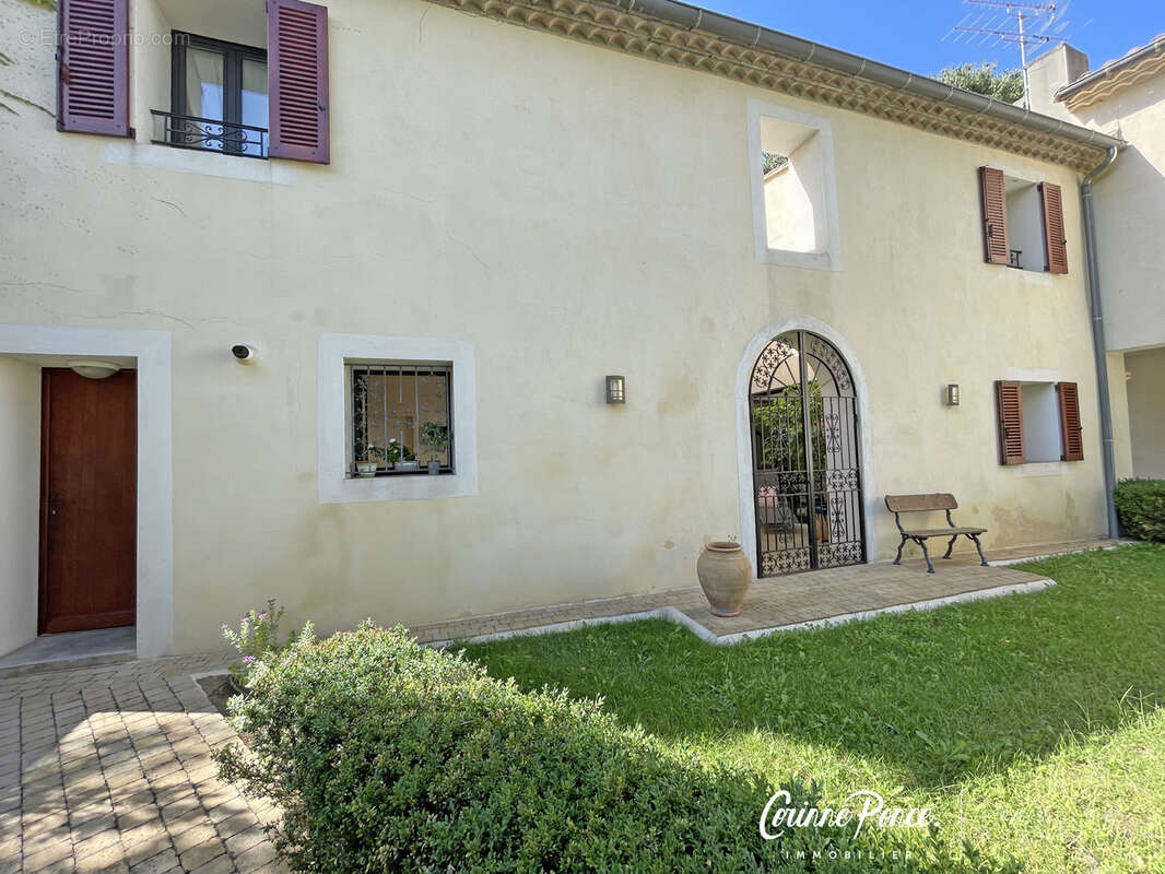 Maison à NIMES