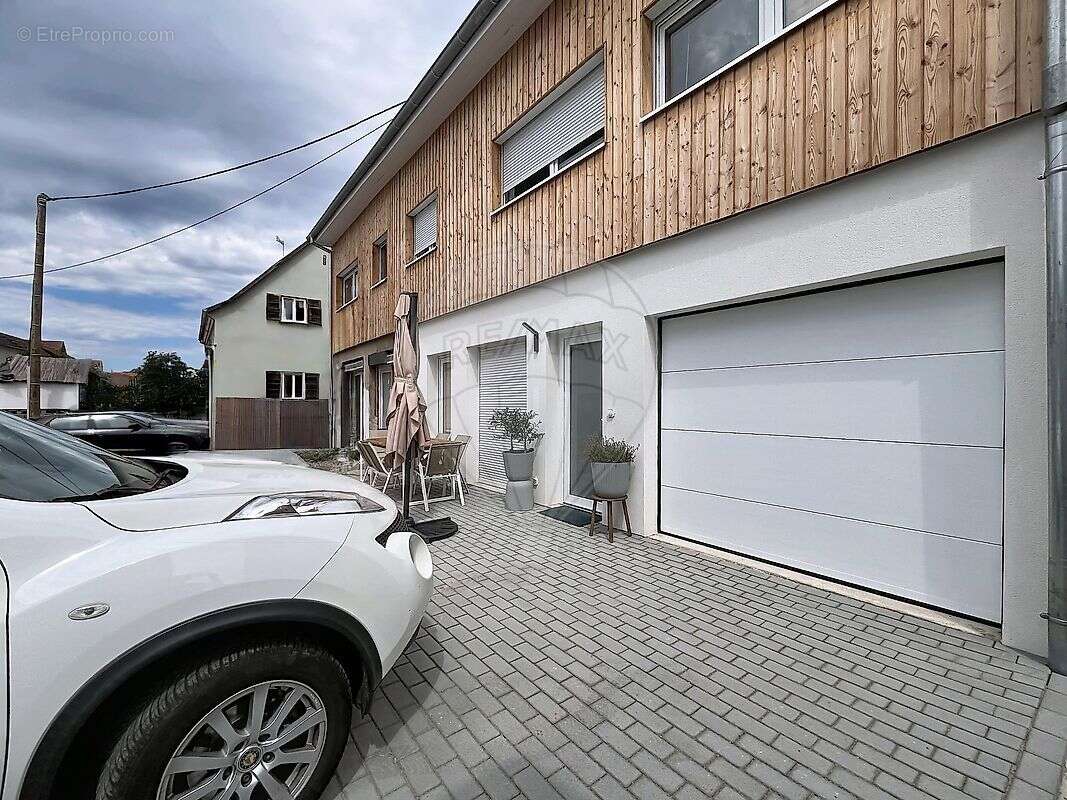Maison 5 chambre(s) à vendre - photo 2
