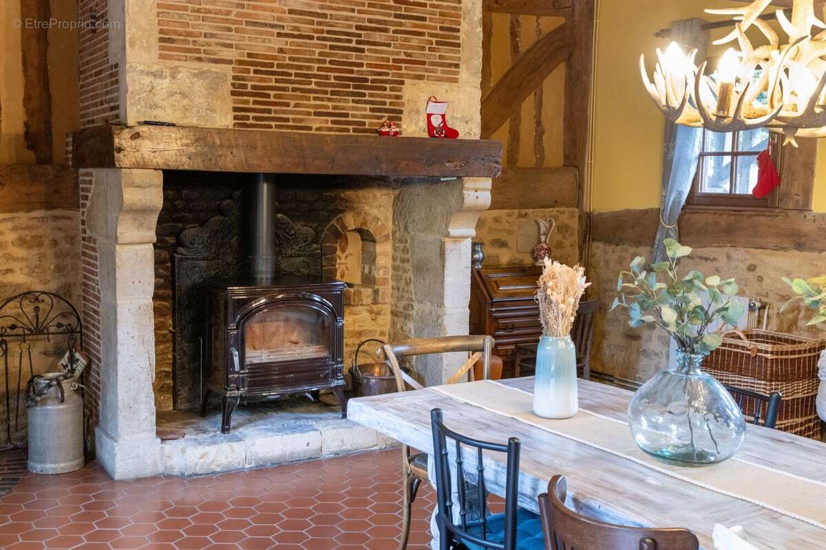 Maison à BEUVRON-EN-AUGE