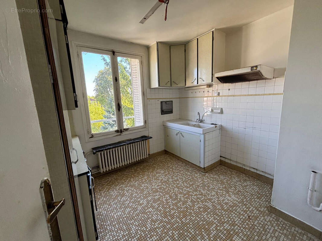 Appartement à SAINT-MAUR-DES-FOSSES