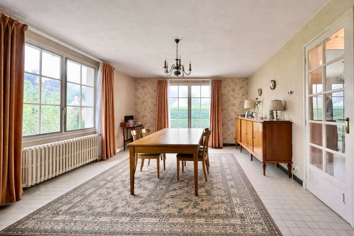 Maison à SENLIS