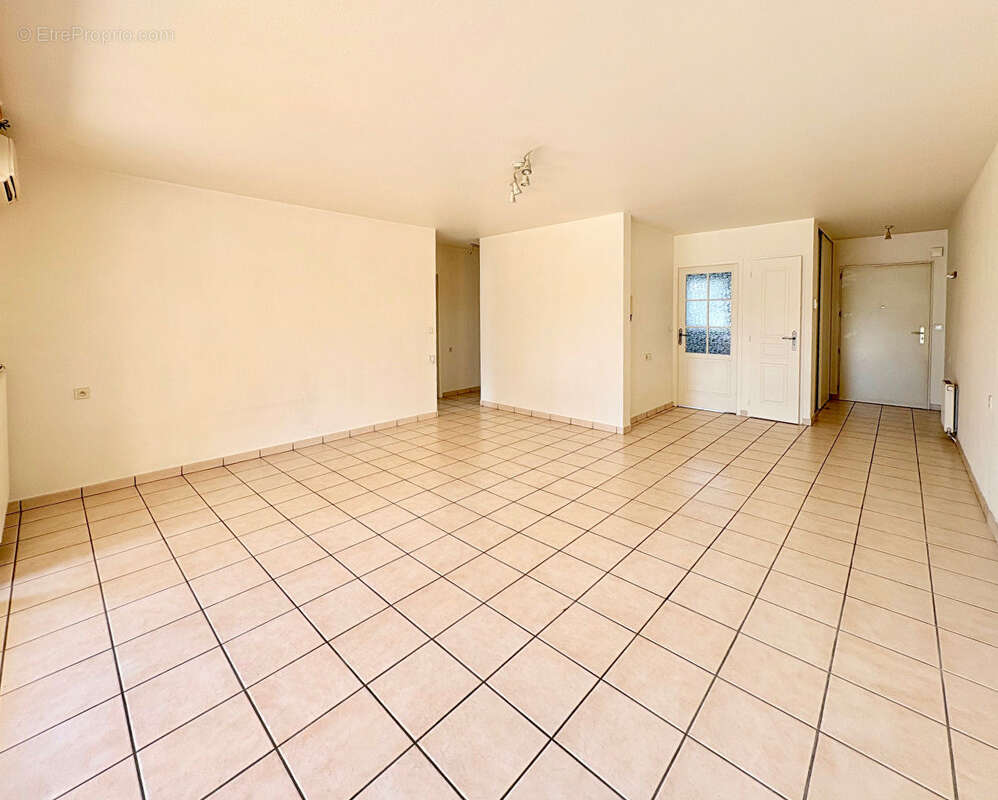 Appartement à PONT-DU-CHATEAU