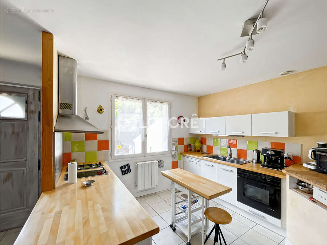 Maison T4 de 141 m² -Quartier Montebello à Moissac - photo 4