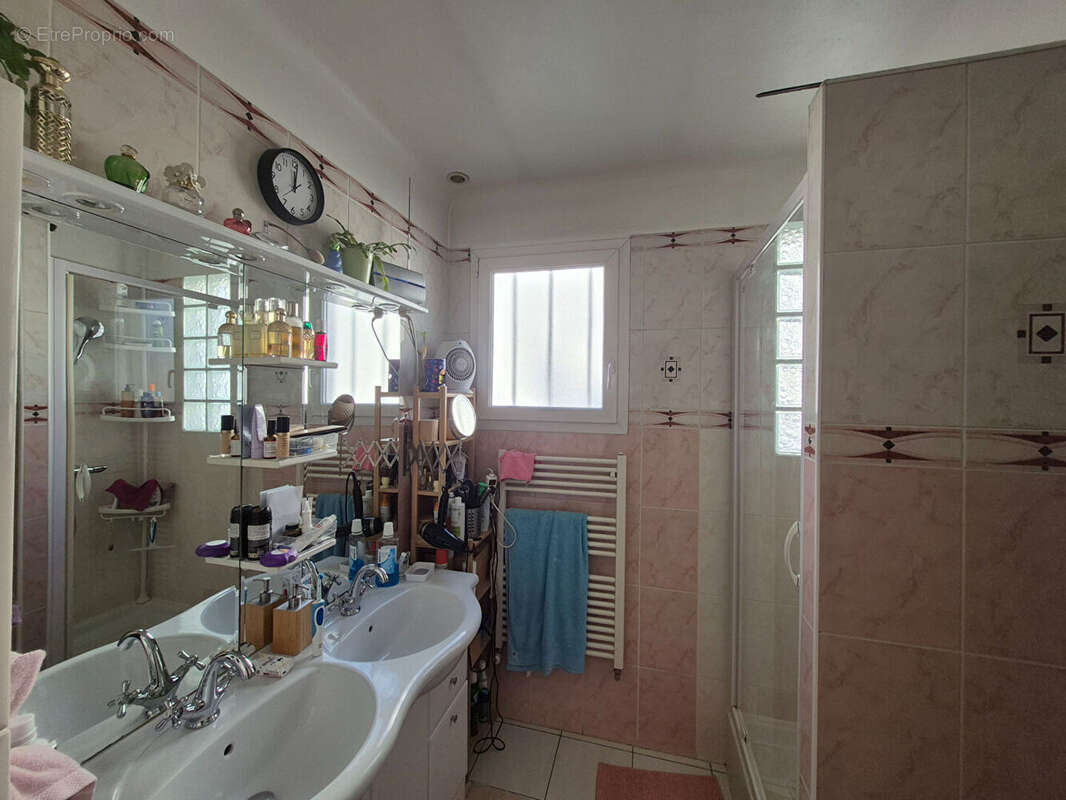 Maison à LE BLANC-MESNIL