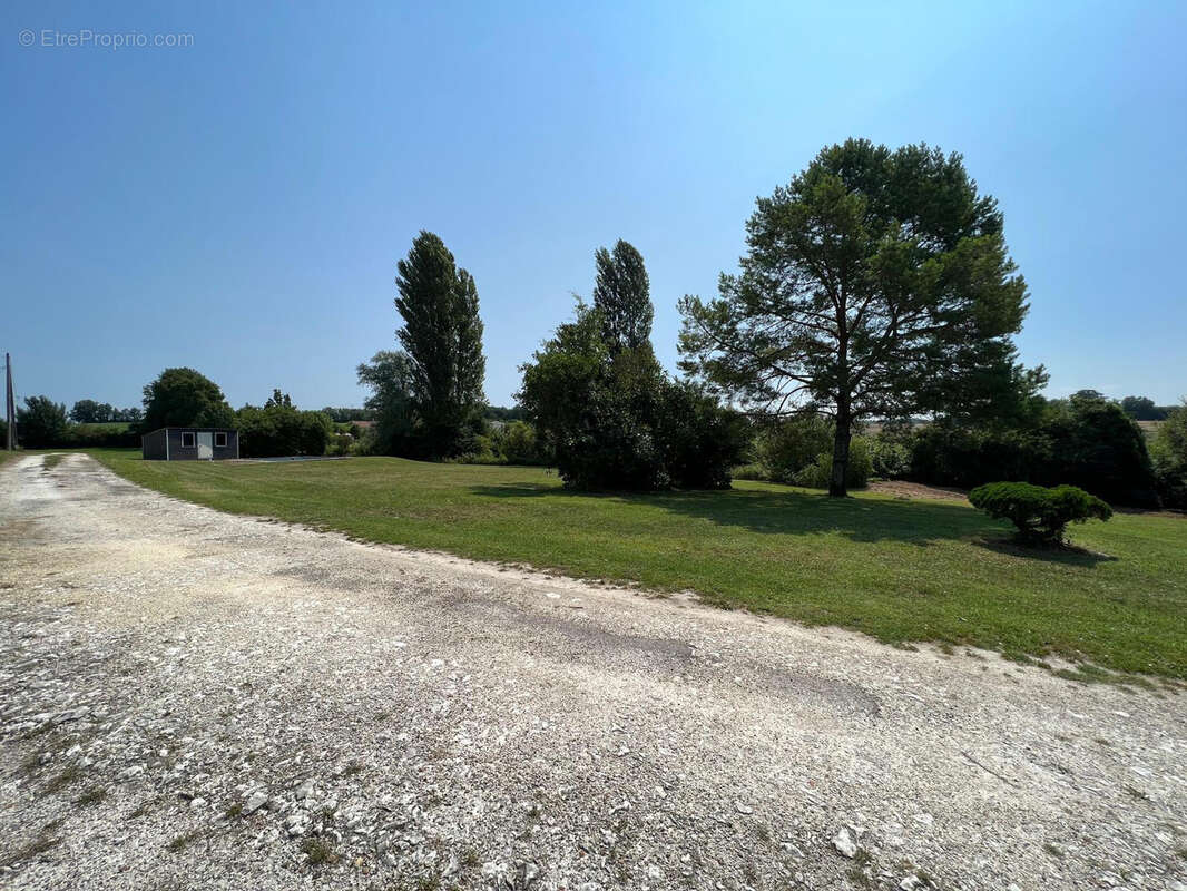 Superbe propriété avec de nombreuses dépendances en campagne - photo 44