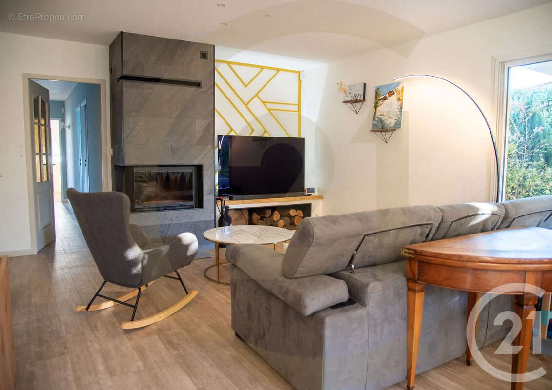 Maison à BOURGOIN-JALLIEU