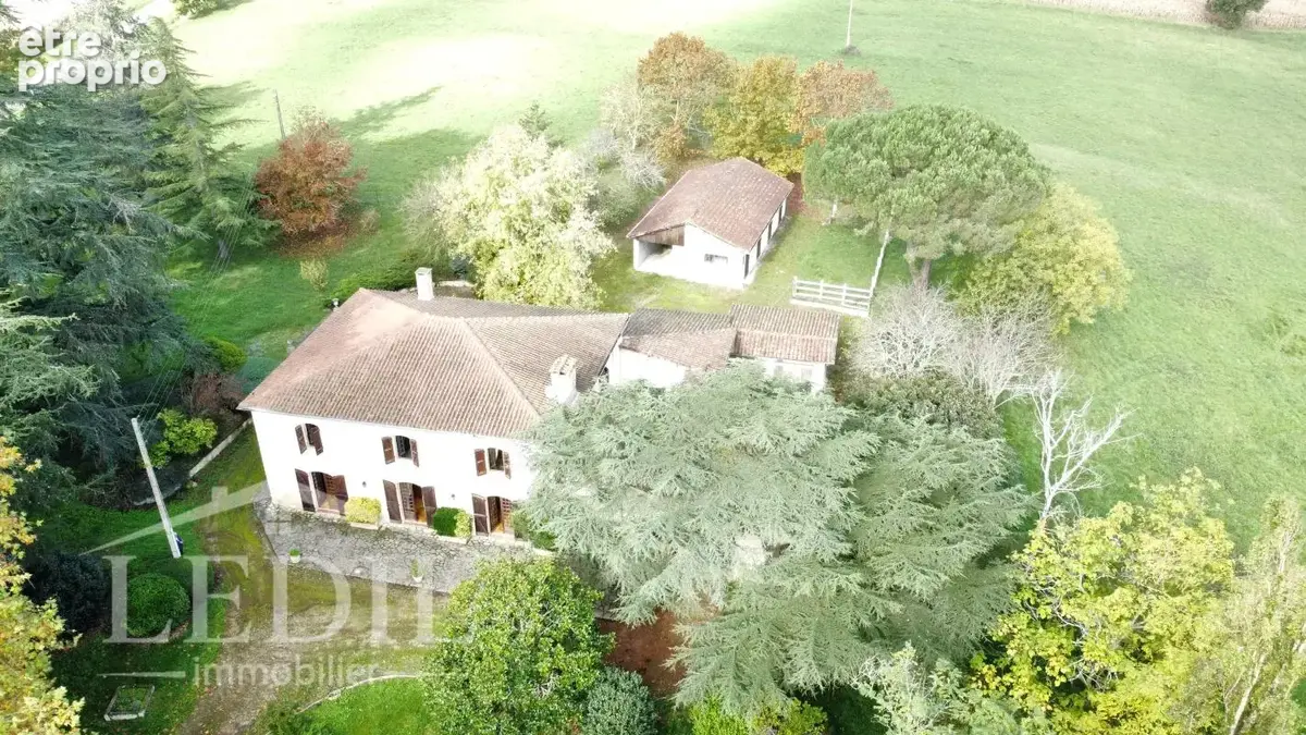 Maison gasconne 5 chambres 5 hectares - photo 7