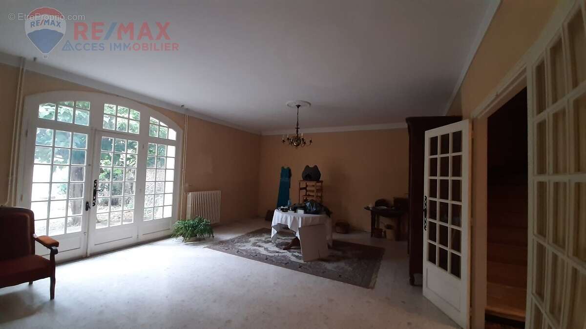 Maison à PEYRIAC-MINERVOIS