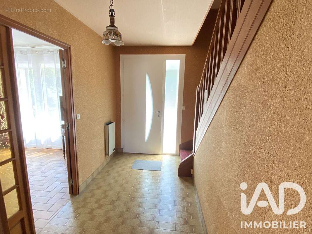 Maison 119 m² à Aumenancourt  - photo 3