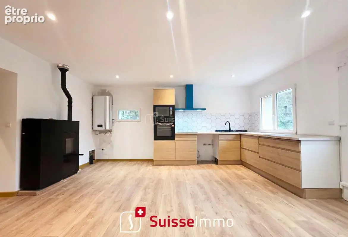 Maison à FONTENELLE-MONTBY