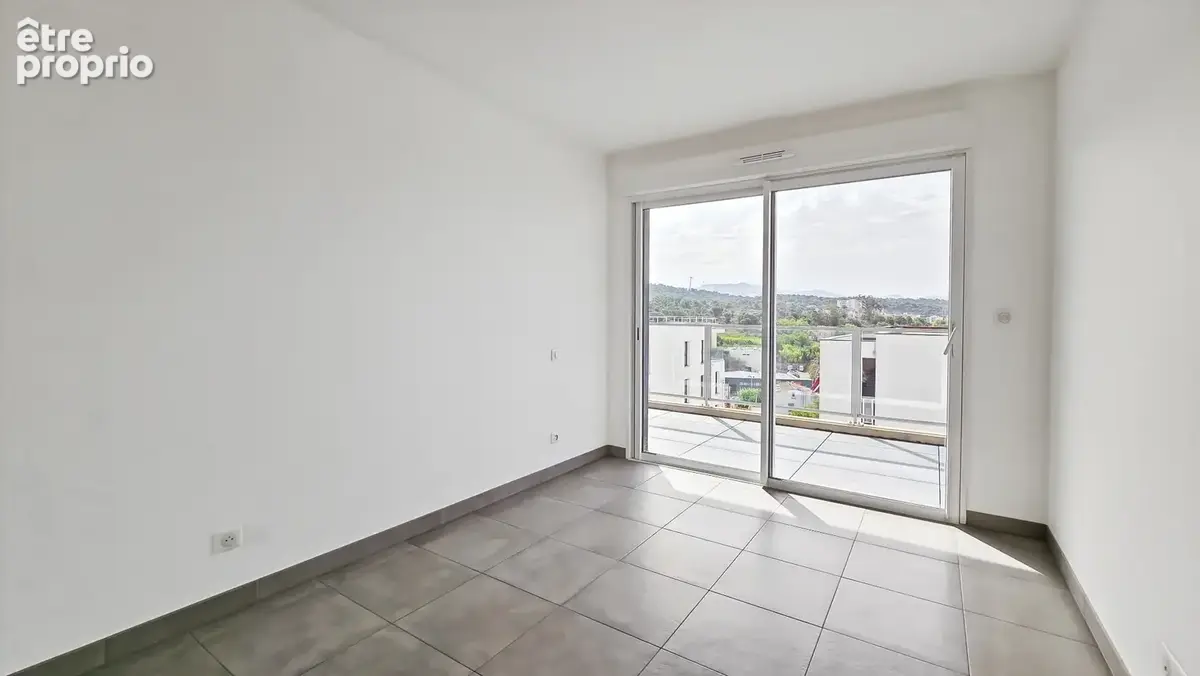 Ajaccio rocade – t3 dernier étage – terrasse de 21 m² – 3 stationnements - photo 13