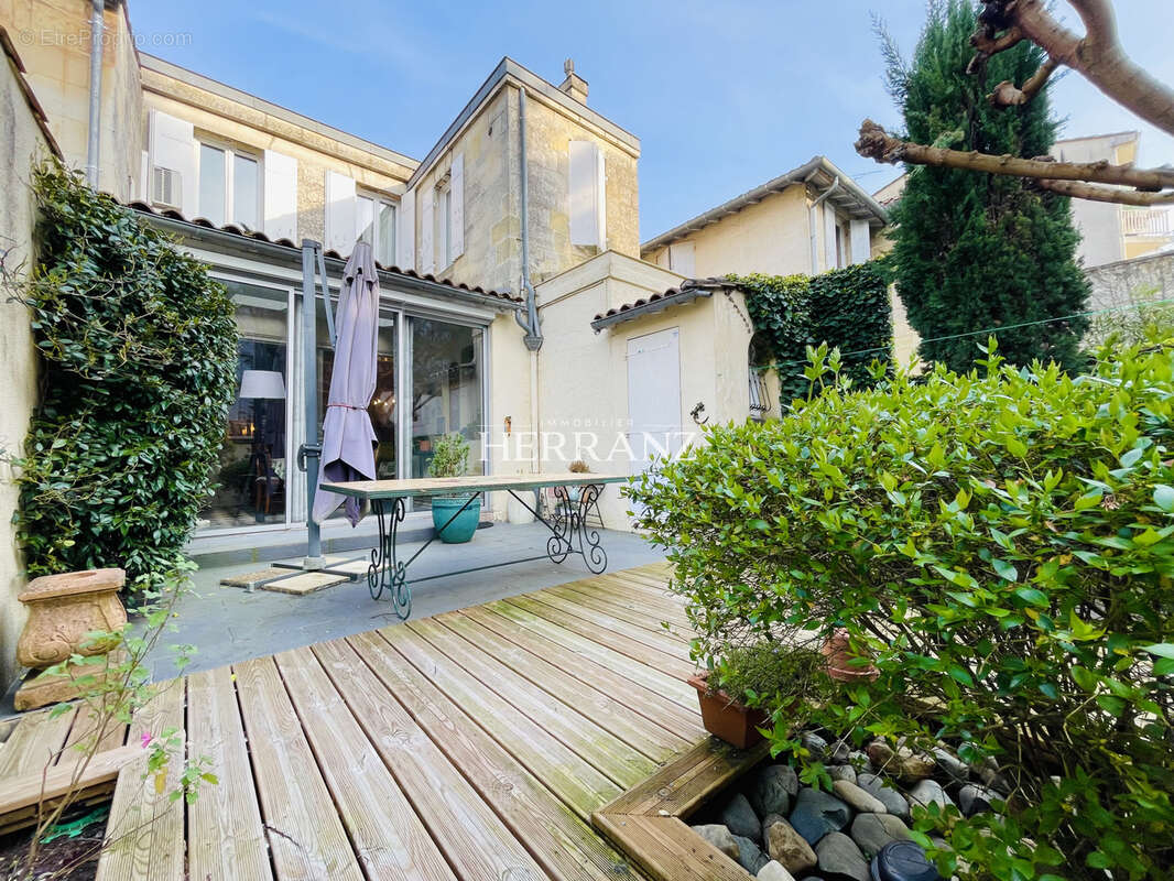 Maison à LIBOURNE