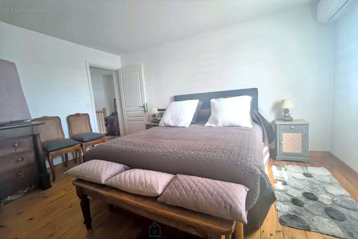 Maison entierement renovee en bord de dordogne - photo 6