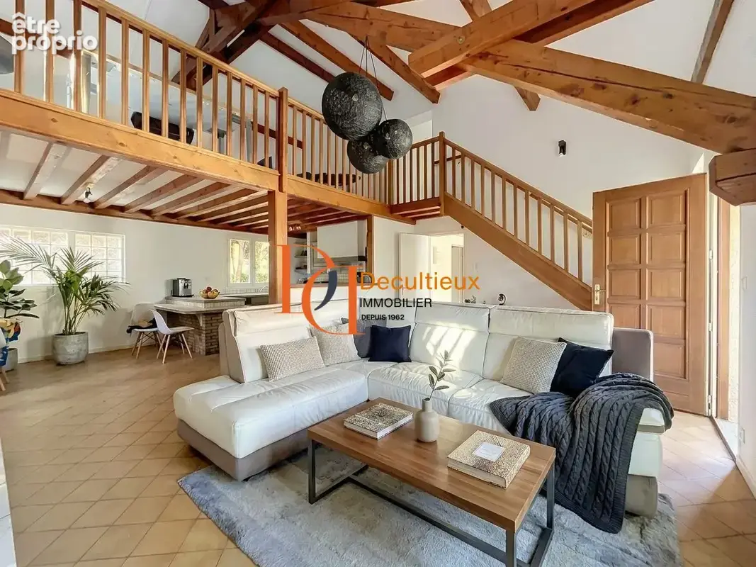 Maison 5 pièces 108 m² à vendre à Saint-Fons (69190) - photo 5