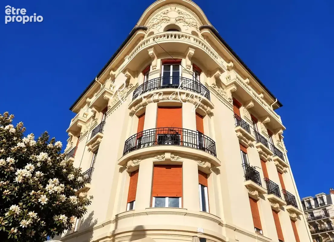 Appartement bourgeois T4 – Parc Louisa - Nice (06) - photo 13