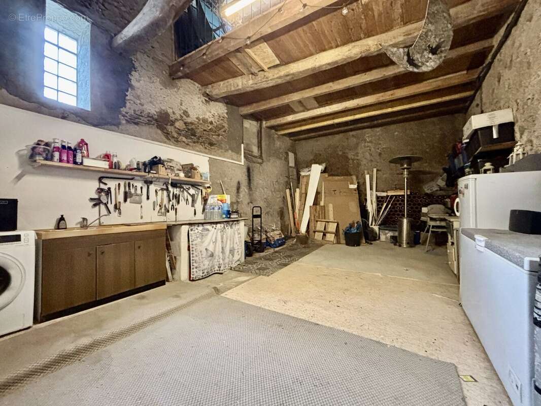 Maison à CAUNES-MINERVOIS