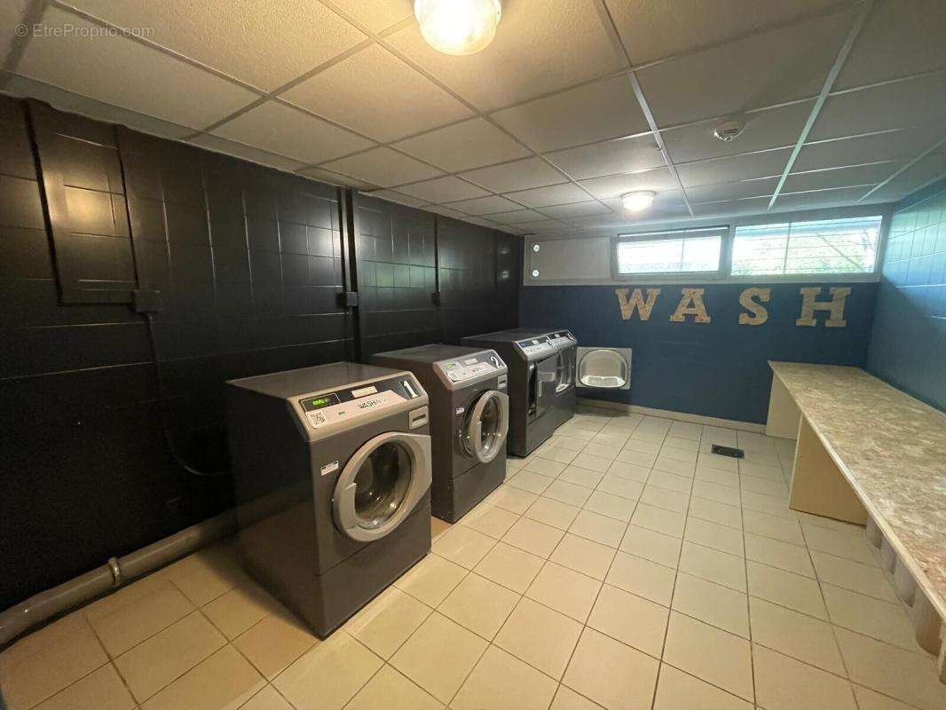 ** Studio meublé de 21 m2 à MONTAUDRAN, idéal investisseurs ** - photo 6