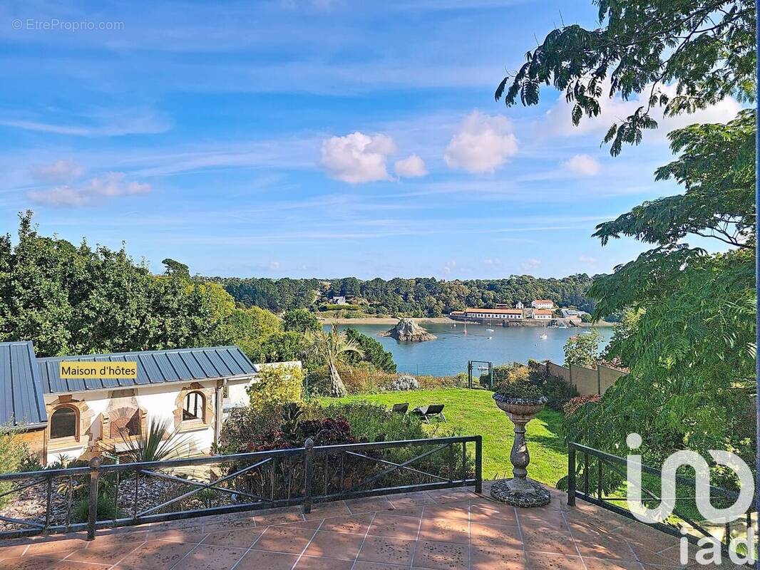 Photo 1 - Maison à LEZARDRIEUX