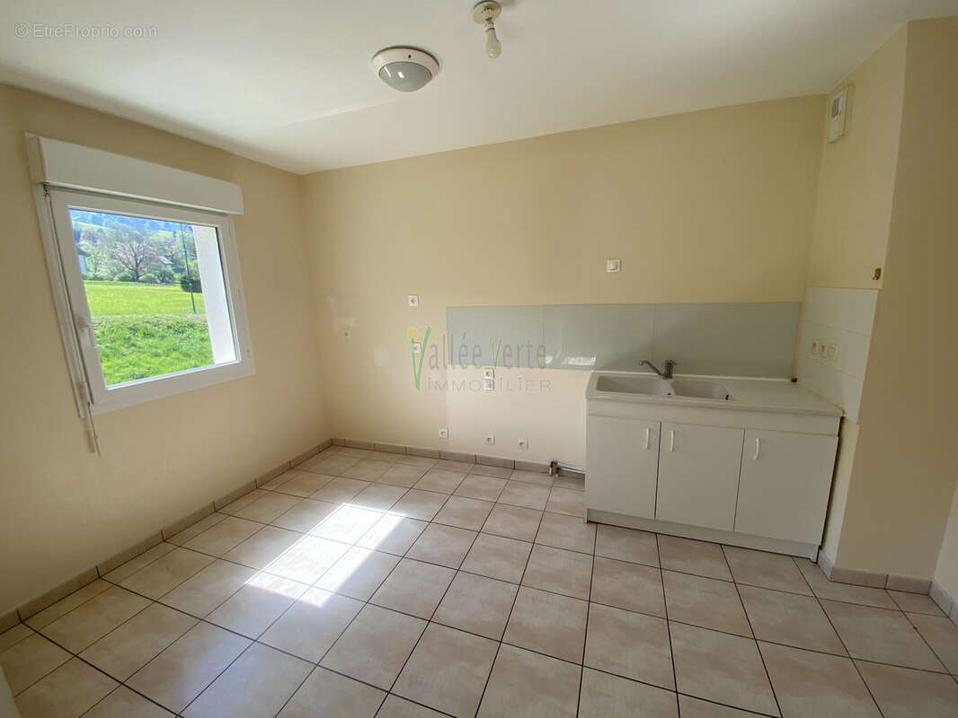Appartement à HABERE-LULLIN
