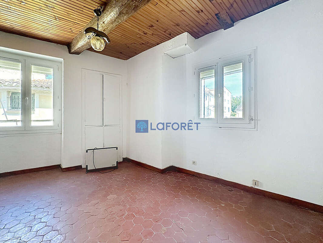 Appartement à DRAGUIGNAN