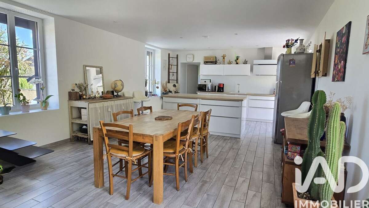Photo 2 - Maison à LA FERTE-BERNARD