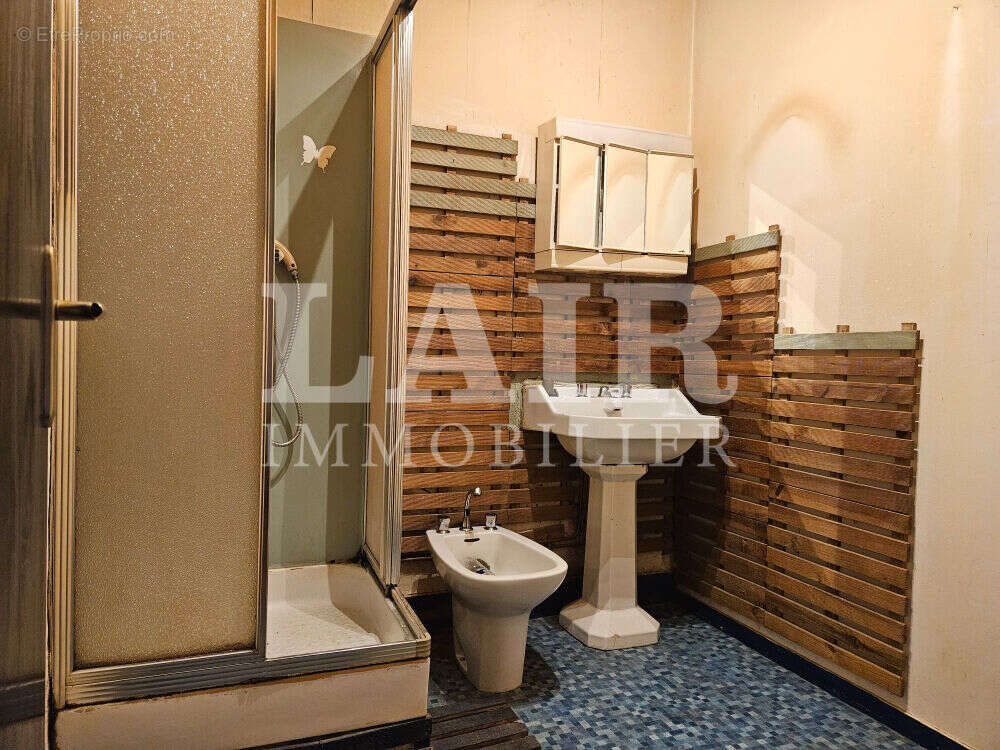 Maison à SAINT-LEONARD-DES-BOIS