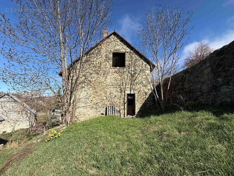 Corps de ferme, granges, jardin à vendre 8 pièces SAINT MICHEL DE CHAILLOL (05) - photo 20