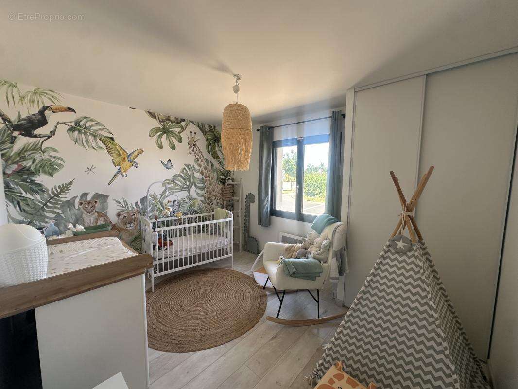 Maison 120 m² à Roches-Premarie-Andille  - photo 16